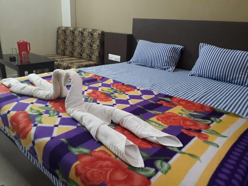 Goroomgo Hotel Uk Palace Puri Εξωτερικό φωτογραφία