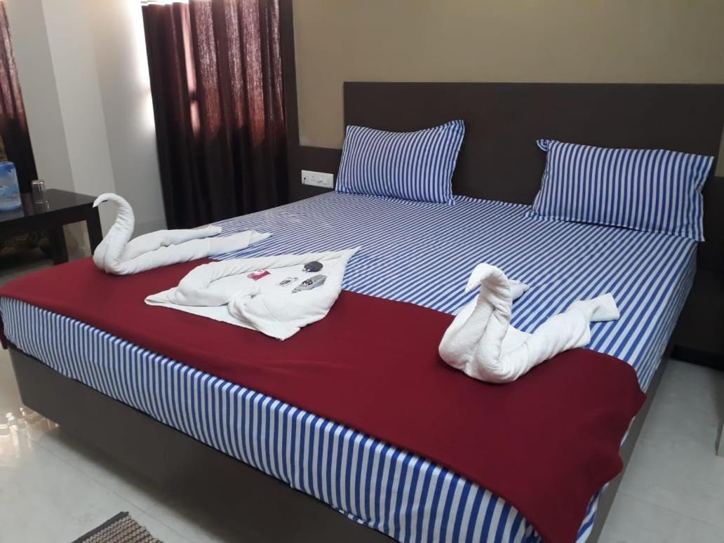 Goroomgo Hotel Uk Palace Puri Εξωτερικό φωτογραφία