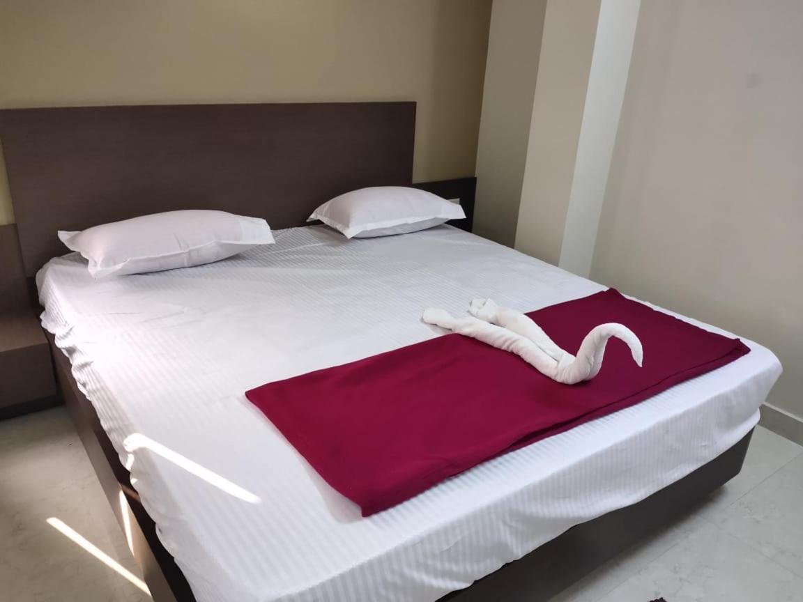 Goroomgo Hotel Uk Palace Puri Εξωτερικό φωτογραφία